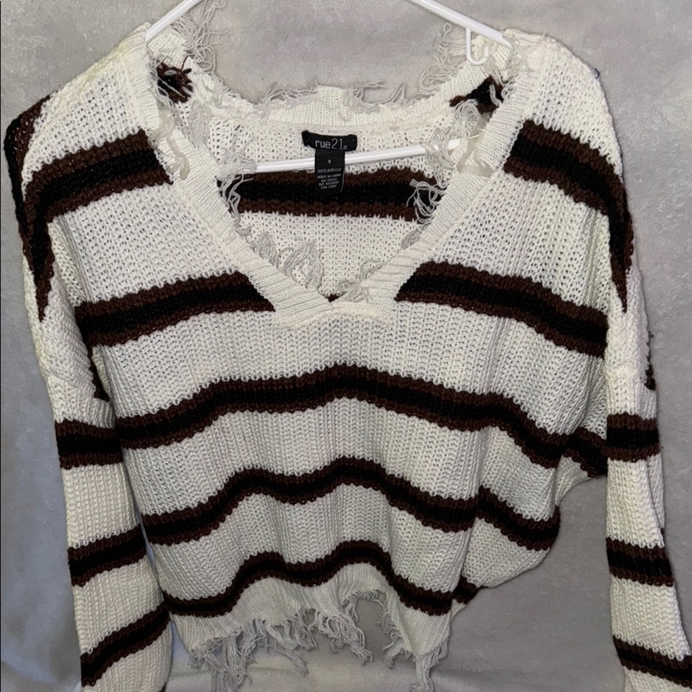 Rue21 Women's Striped Sweater - White and Brown
